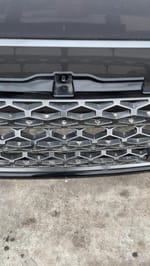 2012 Range Rover LR4 Grille