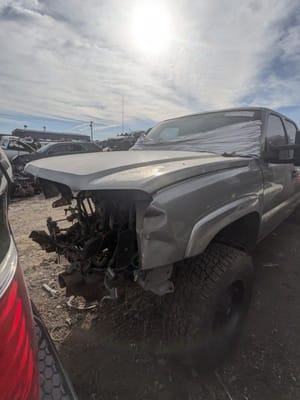 2003 GMC Silv25