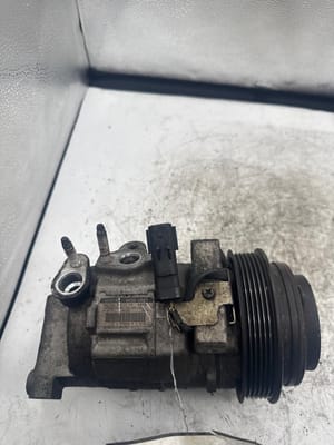 2015 Chrysler Charger AC Compressor