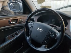 2009 Genesis Genesi