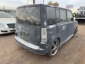 2004 Scion Xb