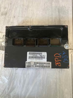 2007 Jeep Commander Engine Control Module (ECM)