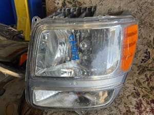 2009 Dodge Nitro Headlight