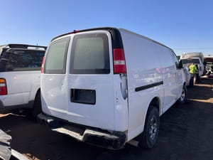 2006 GMC Expr15