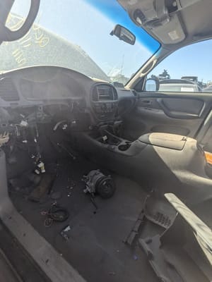 2003 Toyota Sequoia