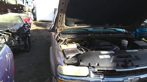 2000 GMC Sub150