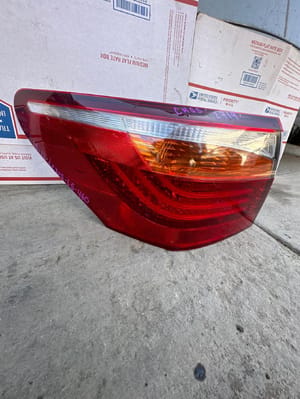 2011 Lexus Ls460 Tail Light