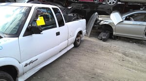 2000 GMC S10s15
