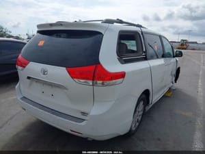 2011 Toyota Sienna