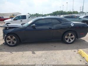 2016 Chrysler Challenger