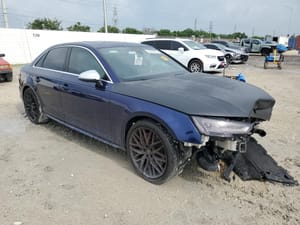 2018 Audi Aus4