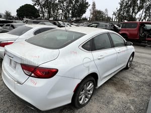 2016 Chrysler 200