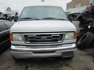 2003 Ford E-350