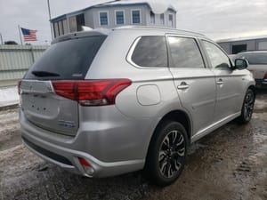 2020 Mitsubishi Outlander