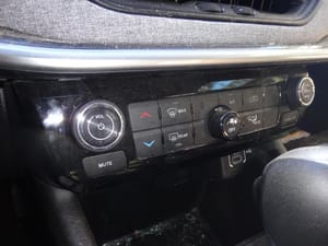 2023 Jeep Compass Climate Control