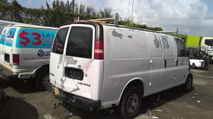 2005 GMC Expr25