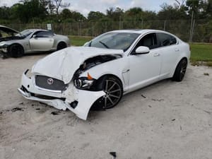 2018 Jaguar Xf