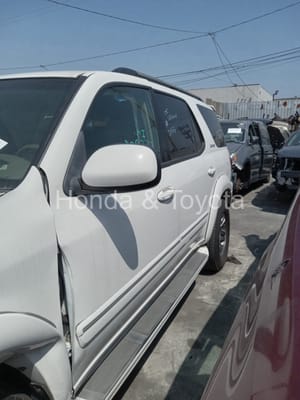2003 Toyota Sequoia