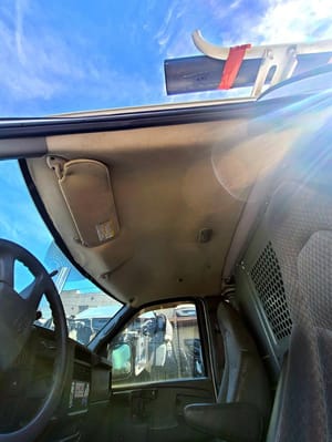 2006 GMC Expr35