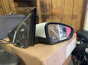 2015 Chrysler 200 Side Mirror