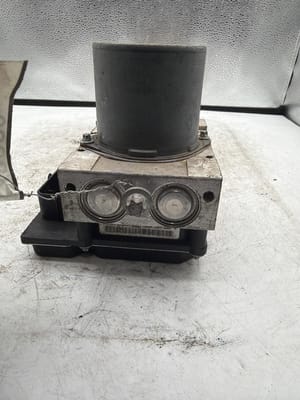 2011 Mercedes Benz E-Class ABS Module