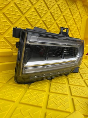 2020 GMC Acadia Headlight