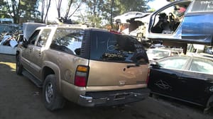 2000 GMC Sub150