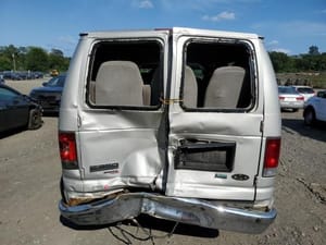 2008 Ford E-350