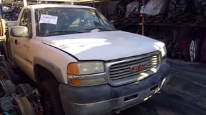 2002 GMC Sierra 2500 Instrument Cluster