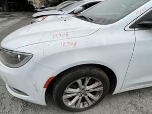 2016 Chrysler 200