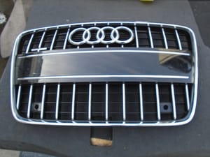 2014 Audi Audiq7 Grille