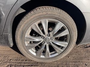 2012 Infiniti M37