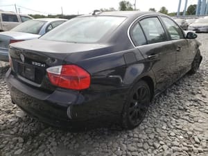 2005 BMW 330i