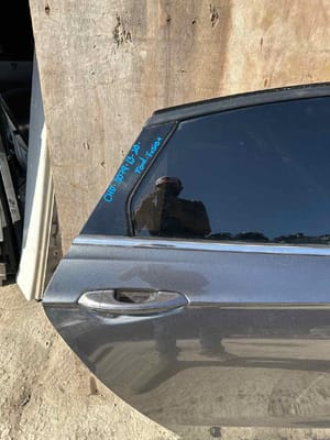 2016 Ford Fusion Rear Door