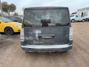 2004 Scion Xb