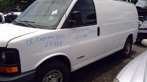 2006 GMC Expr35