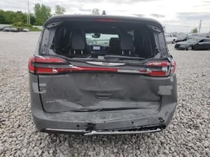 2025 Chrysler Pacifica
