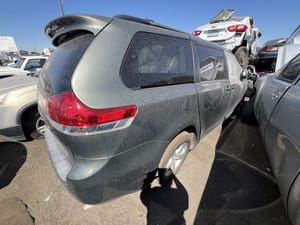 2013 Toyota Sienna Rear Spoiler