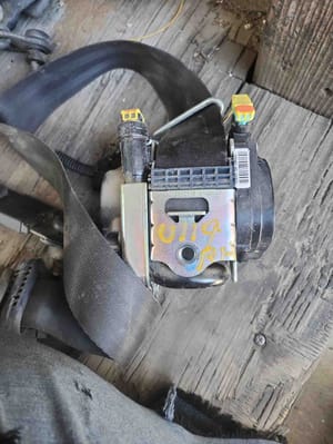 2015 Ford Transit Front Seat Belt