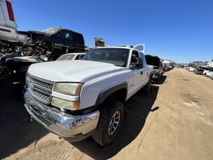 2003 GMC Silv25