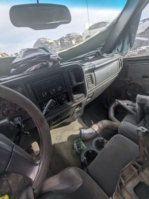 2003 GMC Silv25