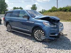 2020 Lincoln Navigator Engine