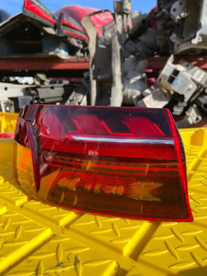 2023 Audi Aus4