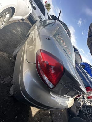 2005 Ford Taurus