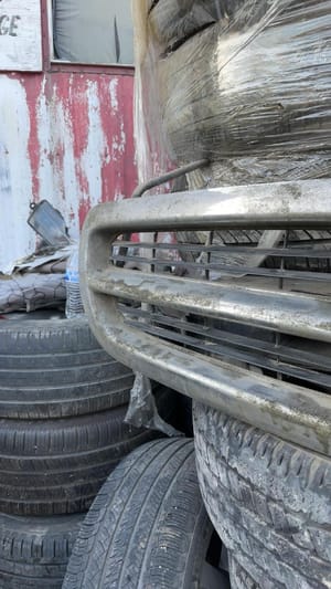 2003 Dodge Dakota Grille