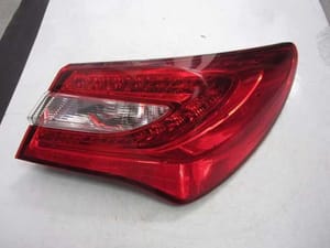 2012 Chrysler 200 Tail Light