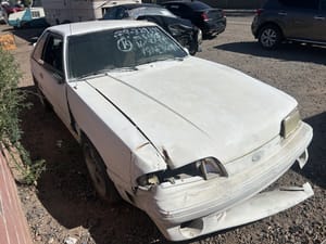 1990 Ford Mustang