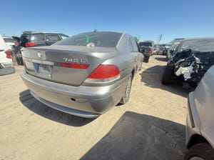 2003 BMW 745i