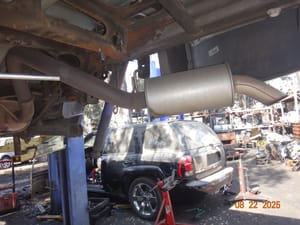 2011 GMC Sub150