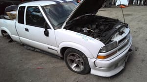 2000 GMC S10s15